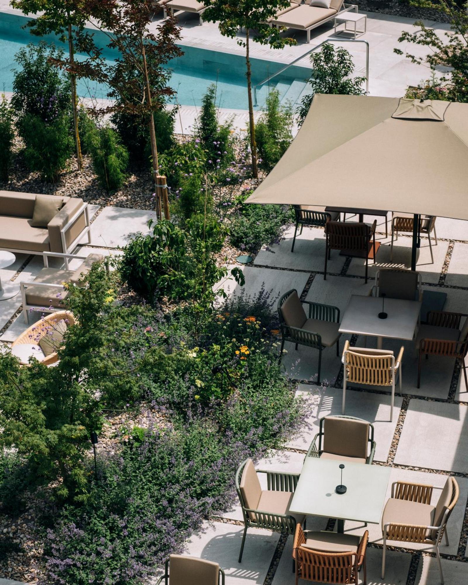 Hotel Rhin Garden ซานตานเดร์ ภายนอก รูปภาพ