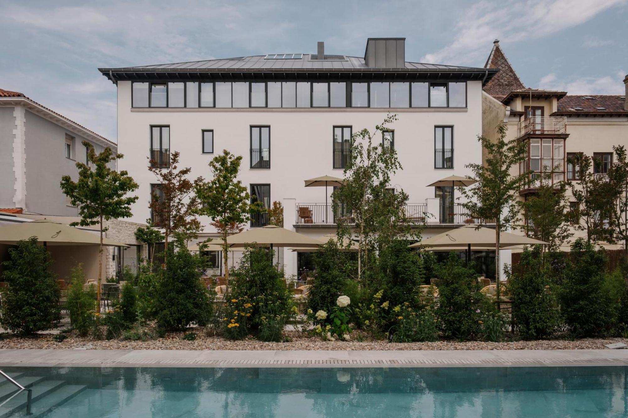 Hotel Rhin Garden ซานตานเดร์ ภายนอก รูปภาพ